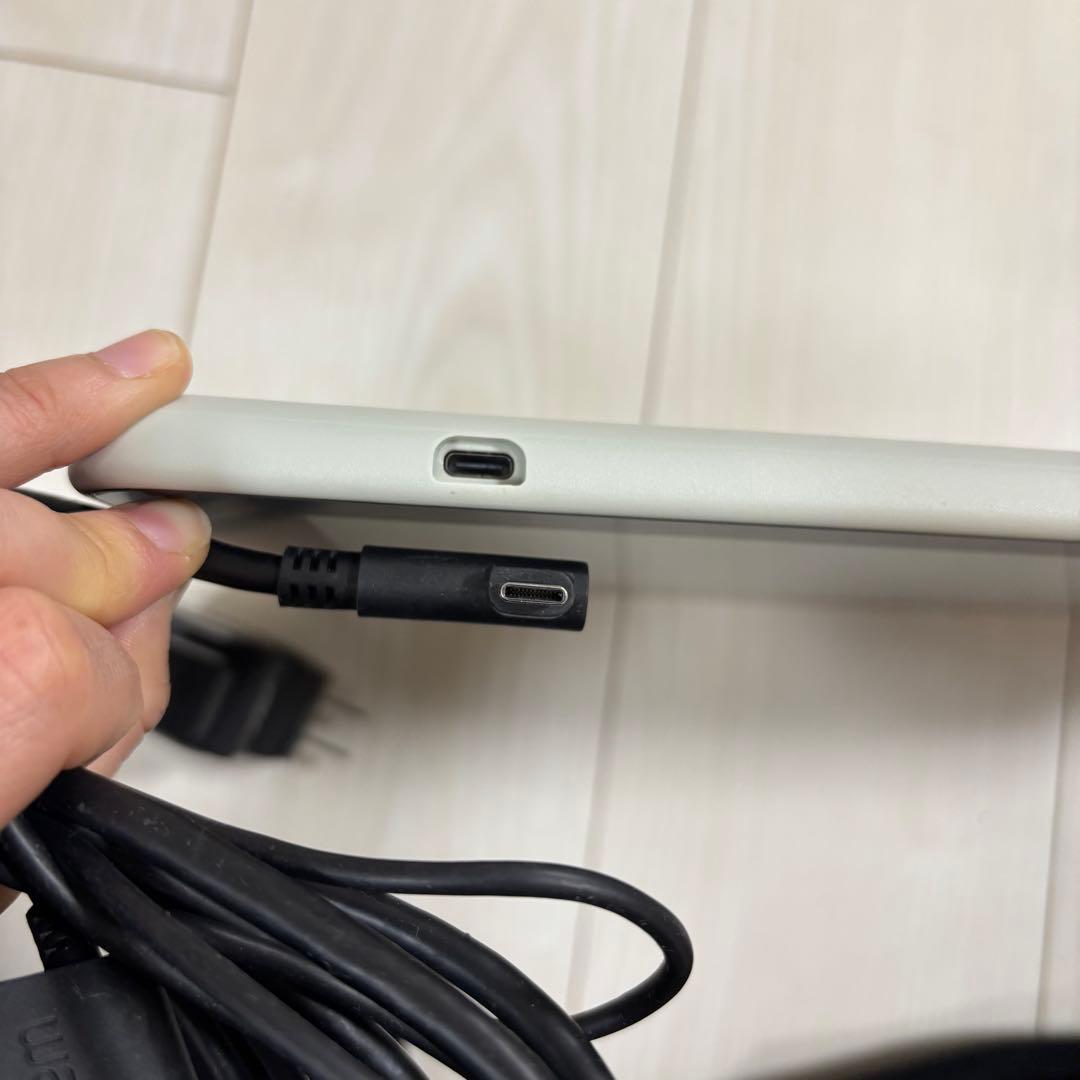 Wacom One 液晶ペンタブレット 本体 ペン付き