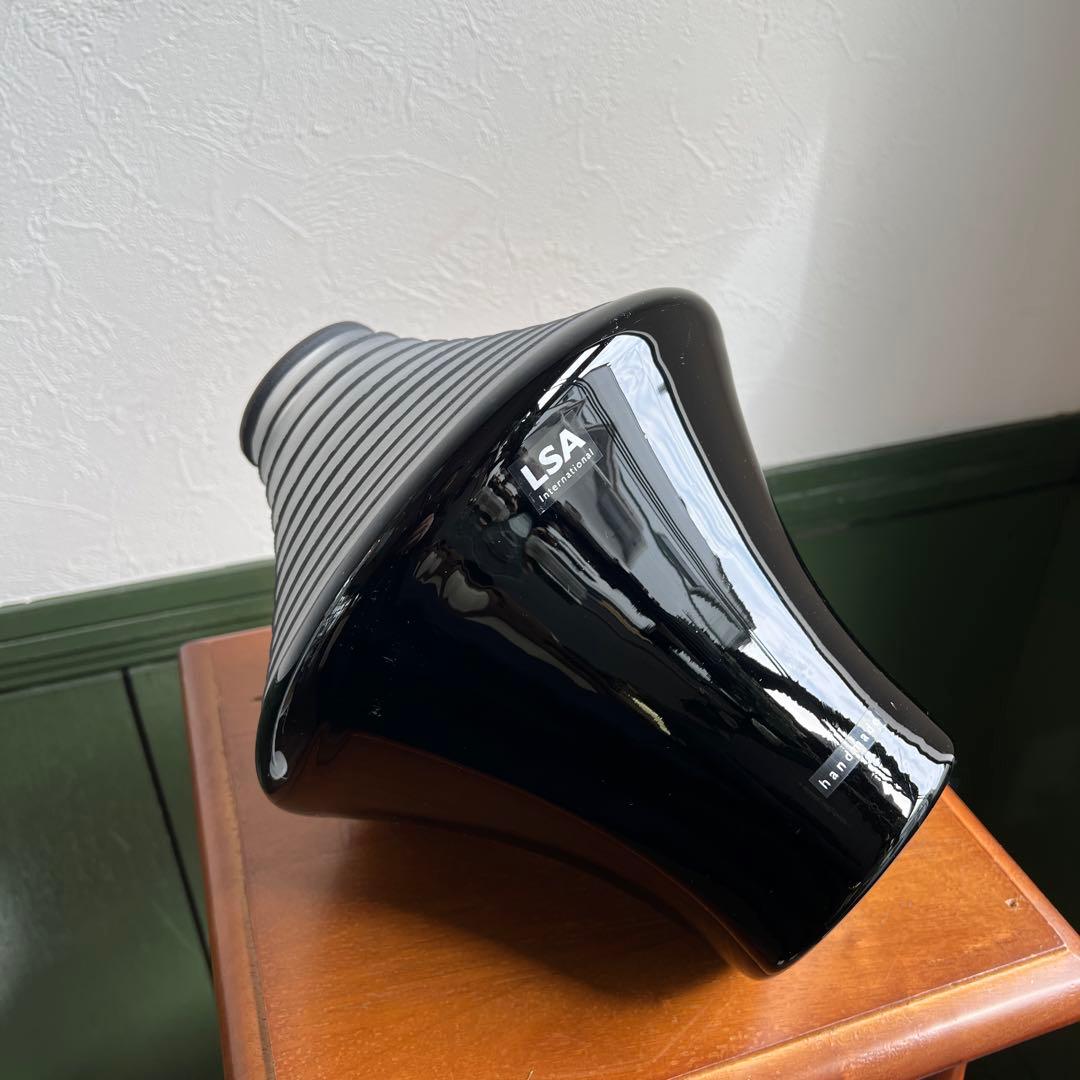 k870 EMILIO Vase LSA モダンフラワーベース ガラス ブラック