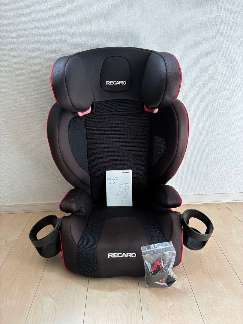 【送料込み、付属品完備】RECARO ジュニアシートStart J3