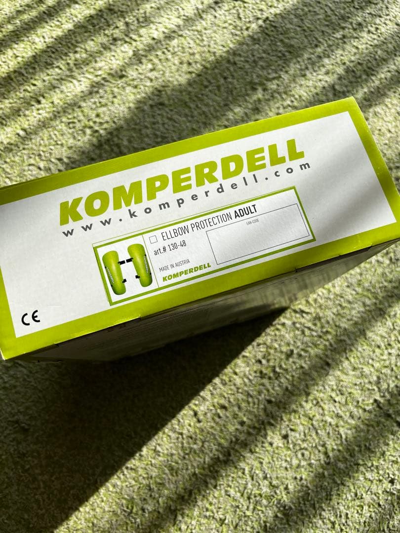 コンパーデル　KOMPERDELL エルボープロテクション　大人用