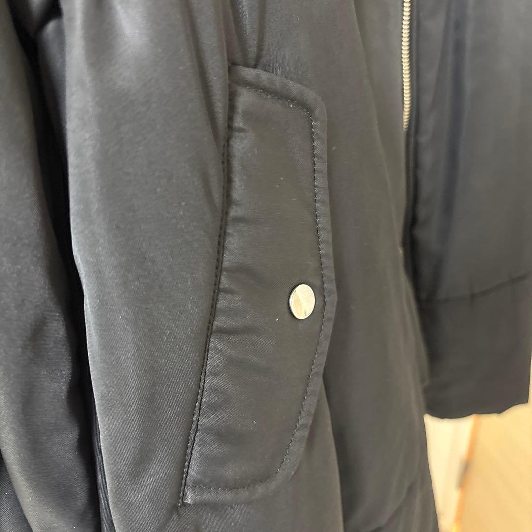 MACHATTトップサーモフォルムコート 中綿ブルゾン ブラック ボリューム袖