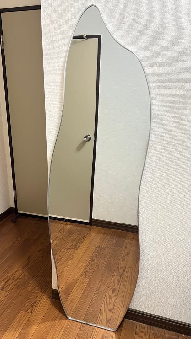 鏡 スタンドミラー 全身 姿見鏡 全身鏡 ウェーブミラー 韓国 玄関 立てかけ