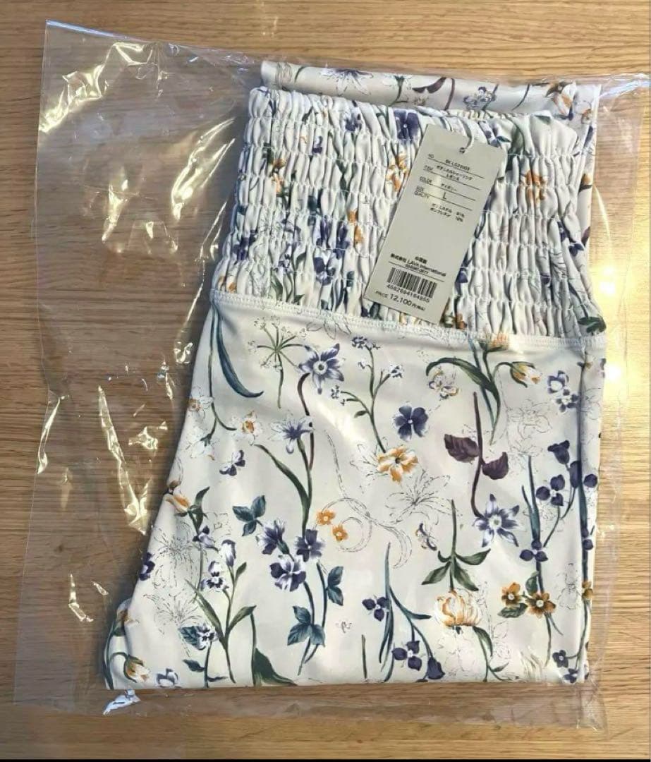 新品未開封　【SUKALA】ボタニカルシャーリングレギンス　L アイボリー