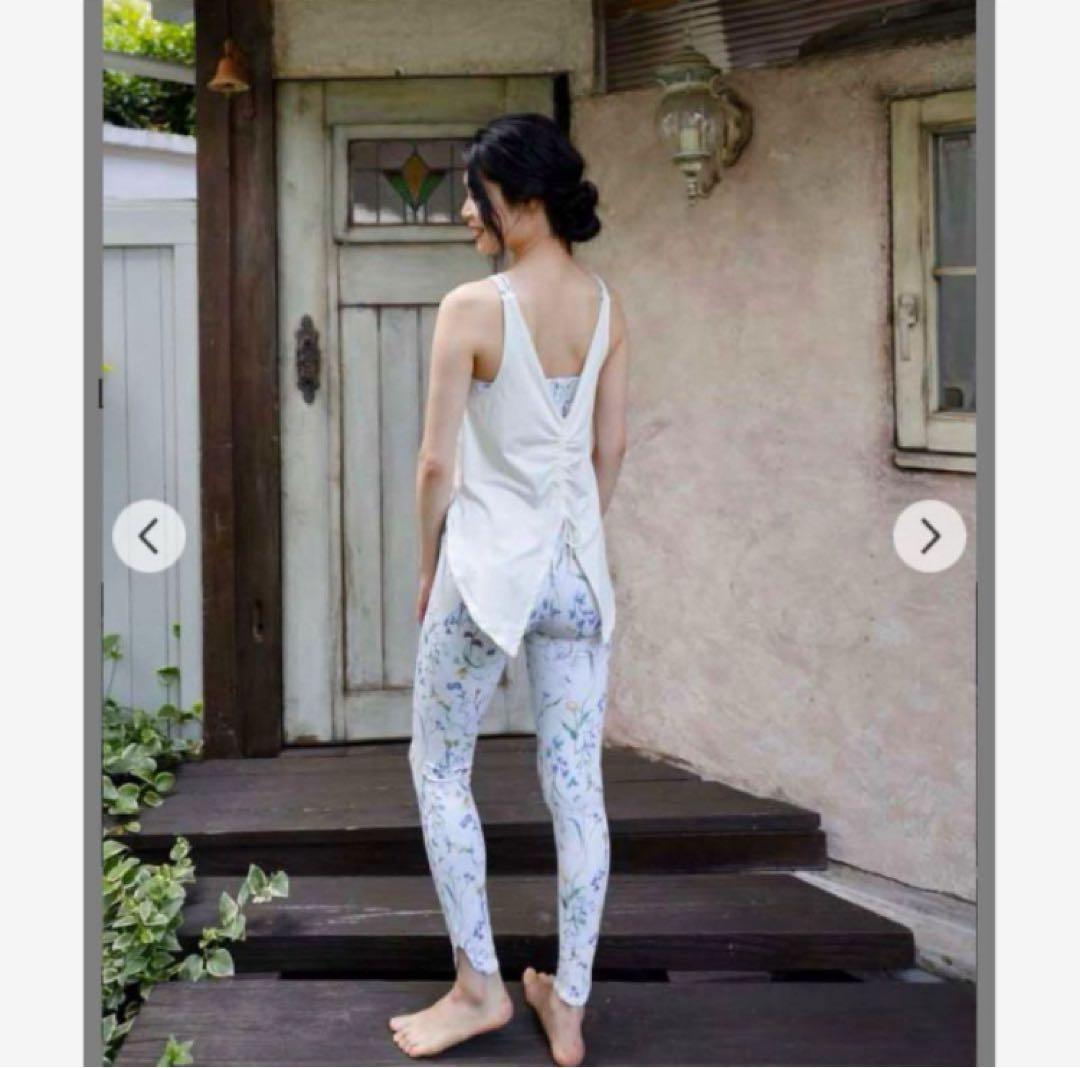 新品未開封　【SUKALA】ボタニカルシャーリングレギンス　L アイボリー