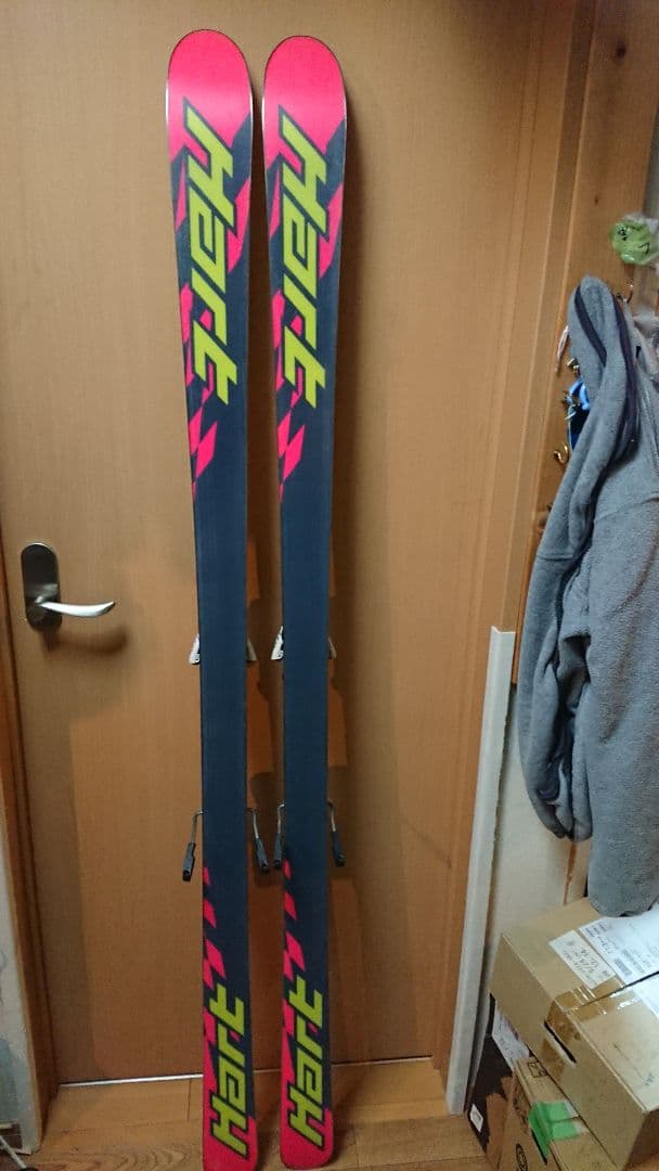 Hart モーグル 166㎝ F17 範囲約283〜311㎜ スキー板