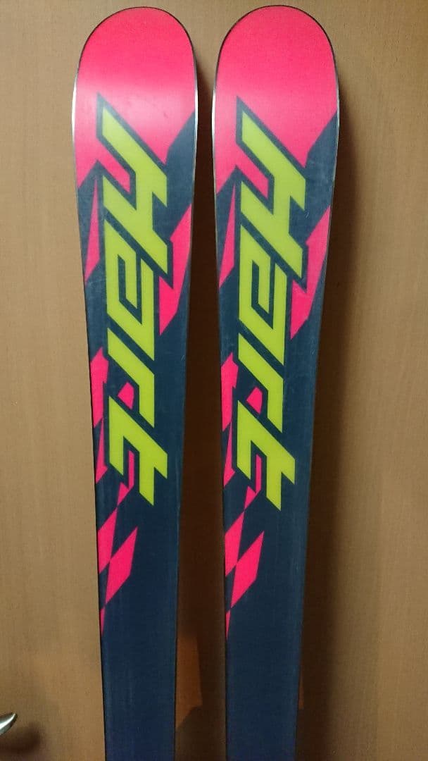 Hart モーグル 166㎝ F17 範囲約283〜311㎜ スキー板