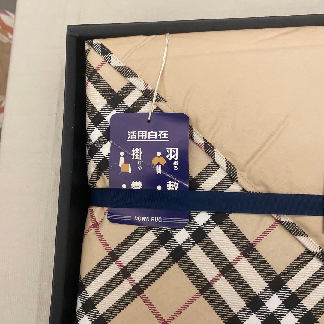 BURBERRY チェック柄 ダウンひざ掛け 150×70cm