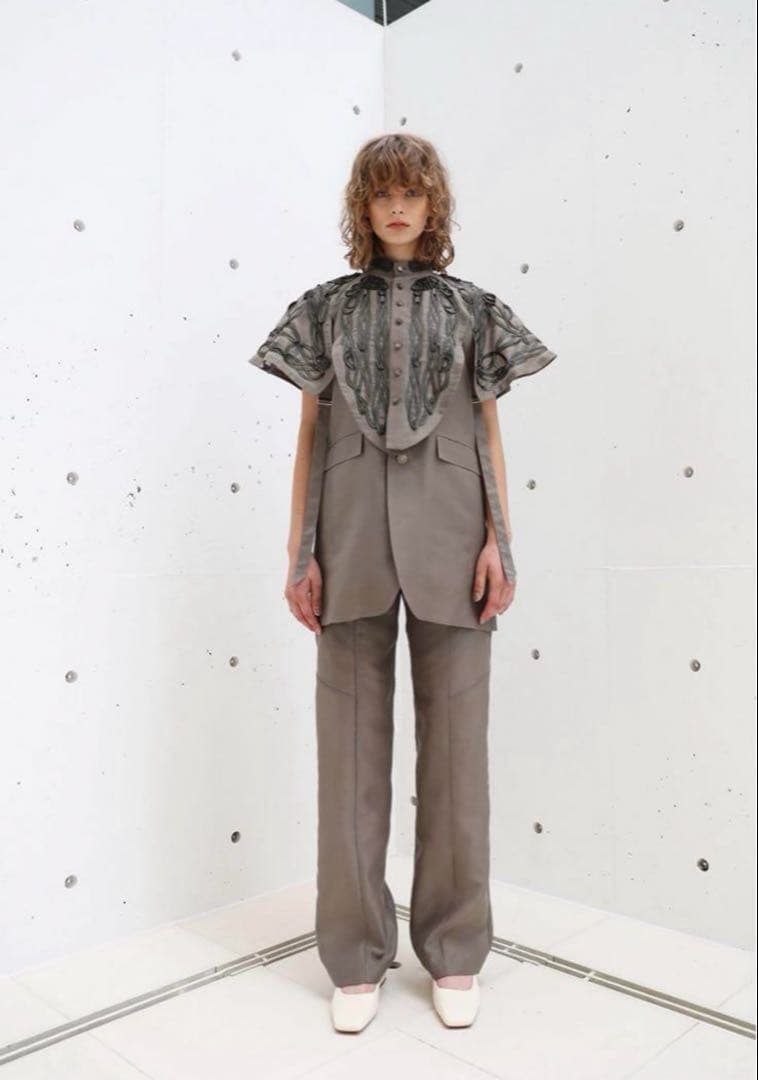 【新品】aoiwanaka アオイワナカ　ケープ　ポンチョ　ブラウン