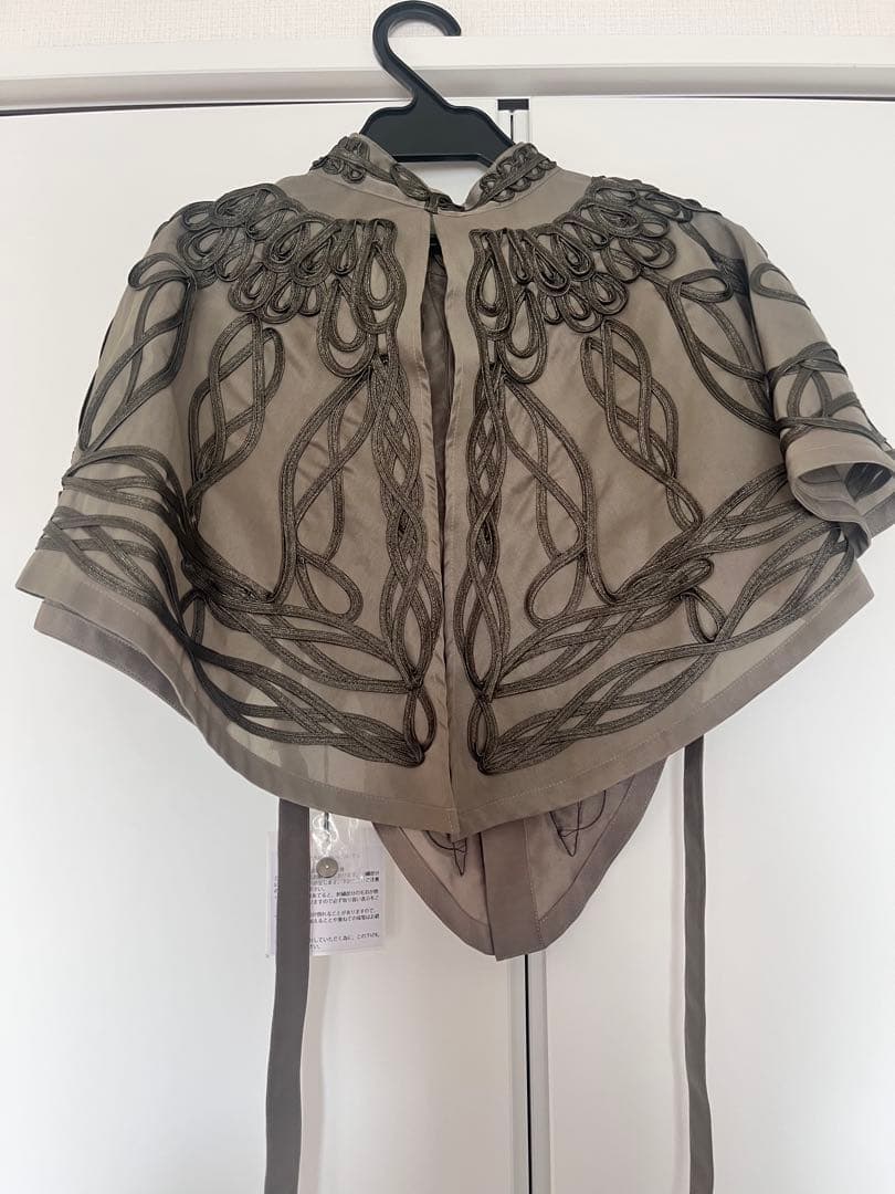 【新品】aoiwanaka アオイワナカ　ケープ　ポンチョ　ブラウン