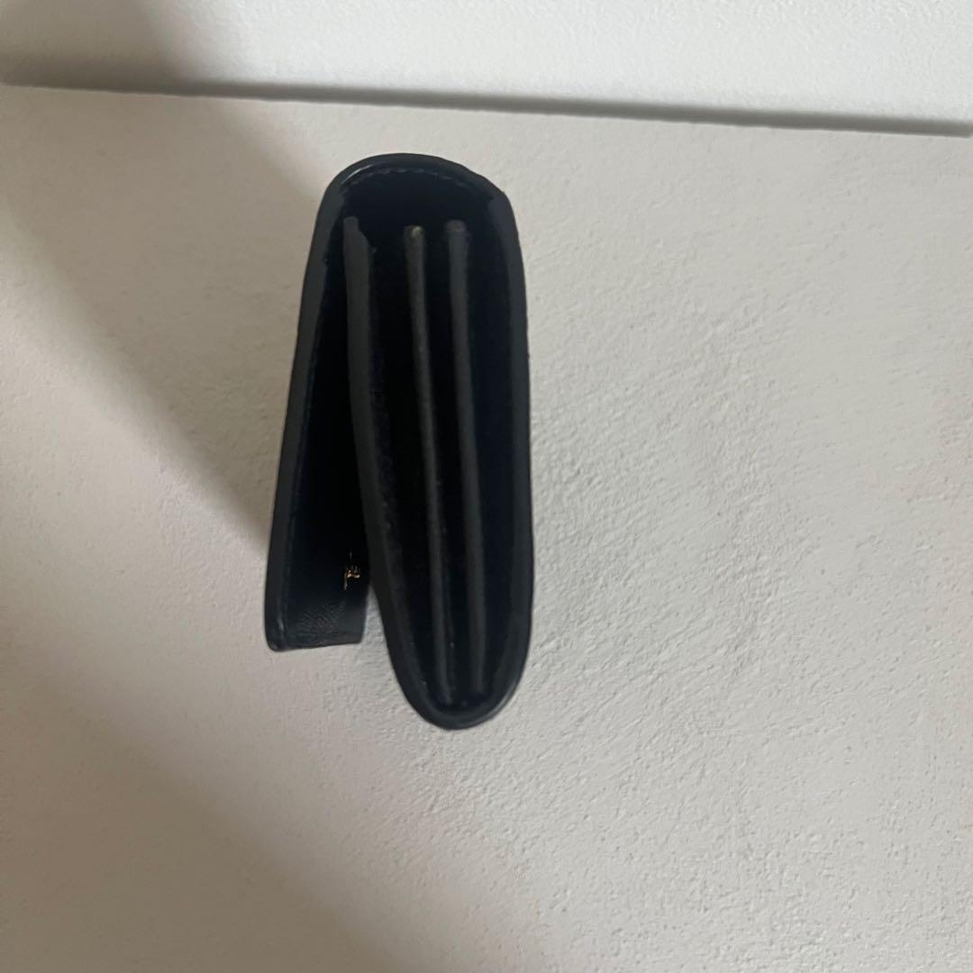 プラダ PRADA 二つ折り財布カード入れ