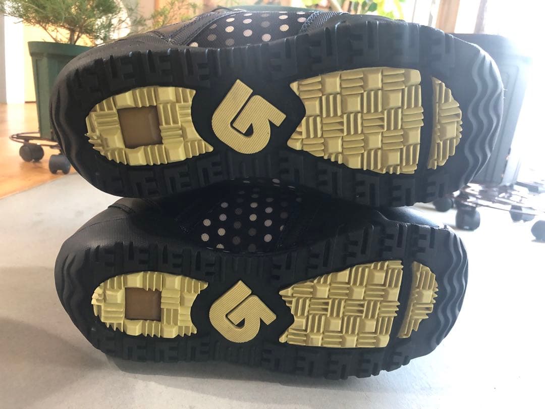 Burton ブーツ エメラルド 24.0 箱付美品 値下げ不可