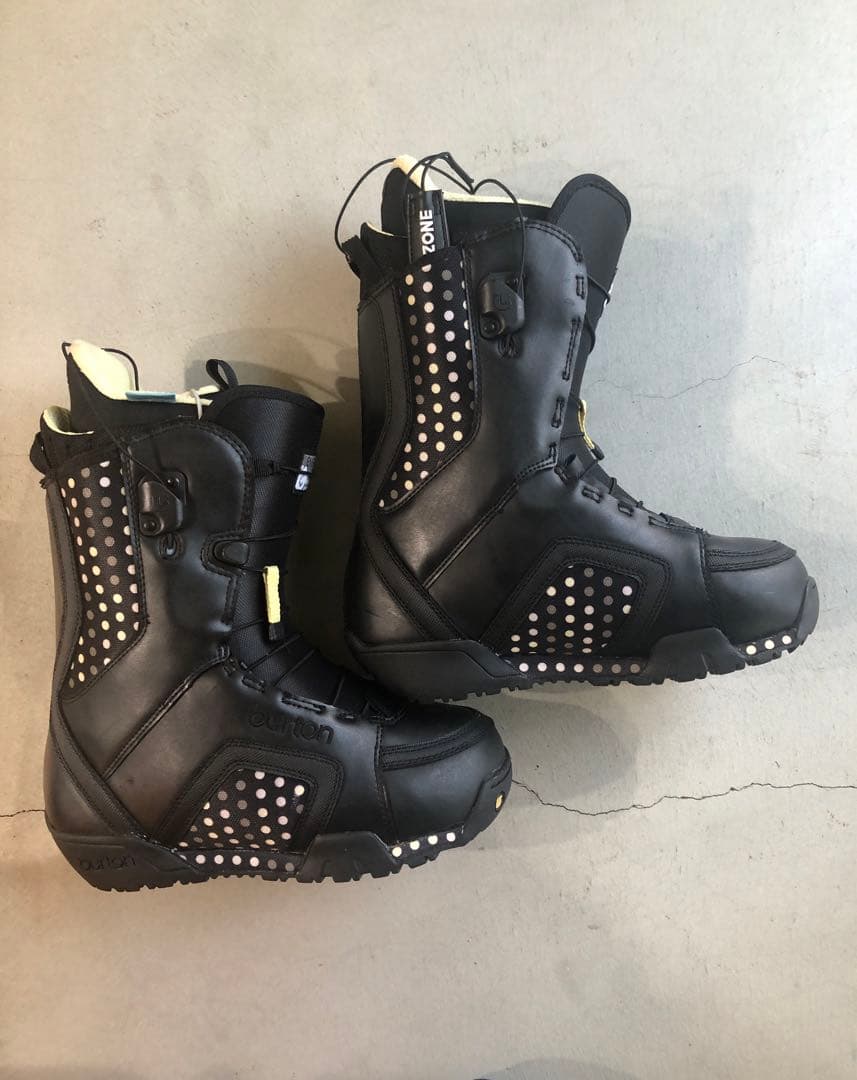 Burton ブーツ エメラルド 24.0 箱付美品 値下げ不可