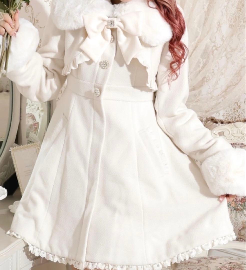 【新品未使用】NOEMIE ファー付きコートお嬢さんワッフルフレアコート