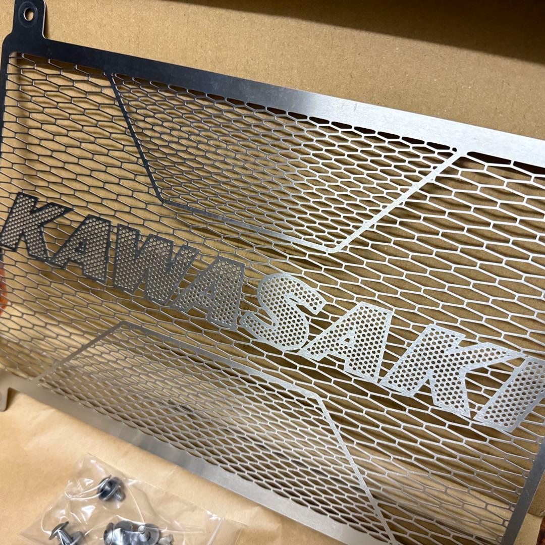 Z900RS カワサキ純正ラジエータースクリーン