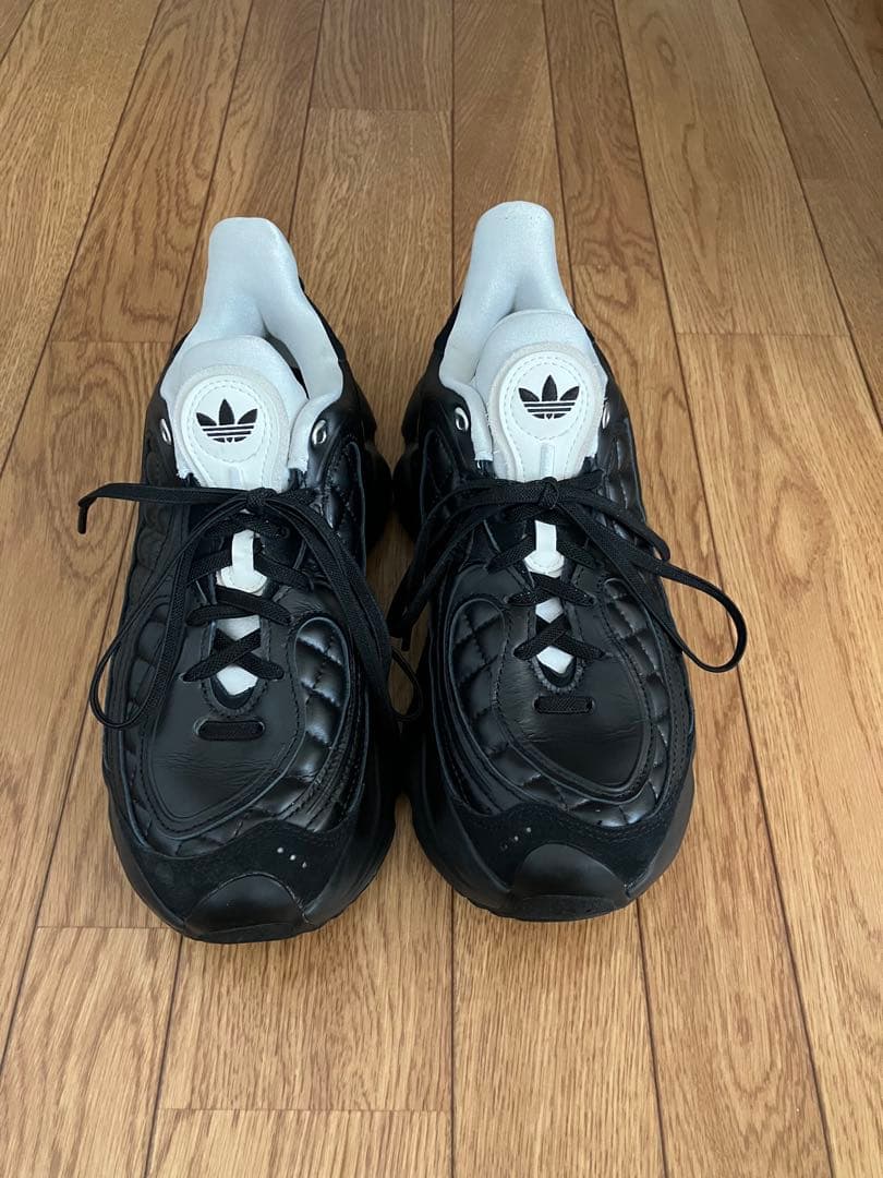 【お得】スニーカー オズヴィーナス / OZVENUZ W /adidas