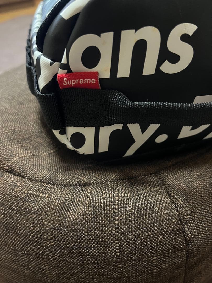 今週限定supreme×THE NORTH FACE トラベルキャニスターポーチ