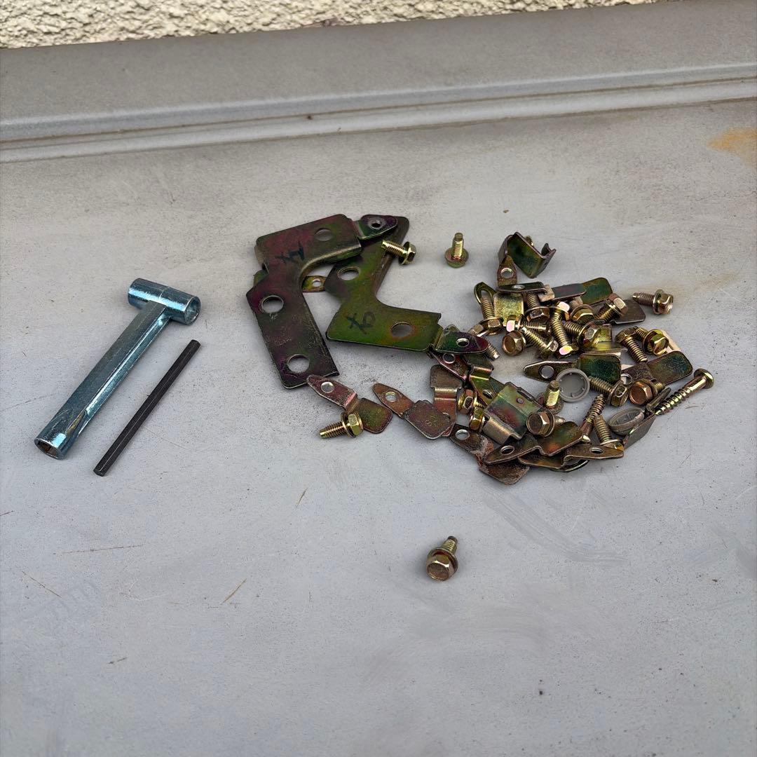 【手渡し限定】イナバ物置135A型1999年製　取説・パーツ付き　分解済　中古品