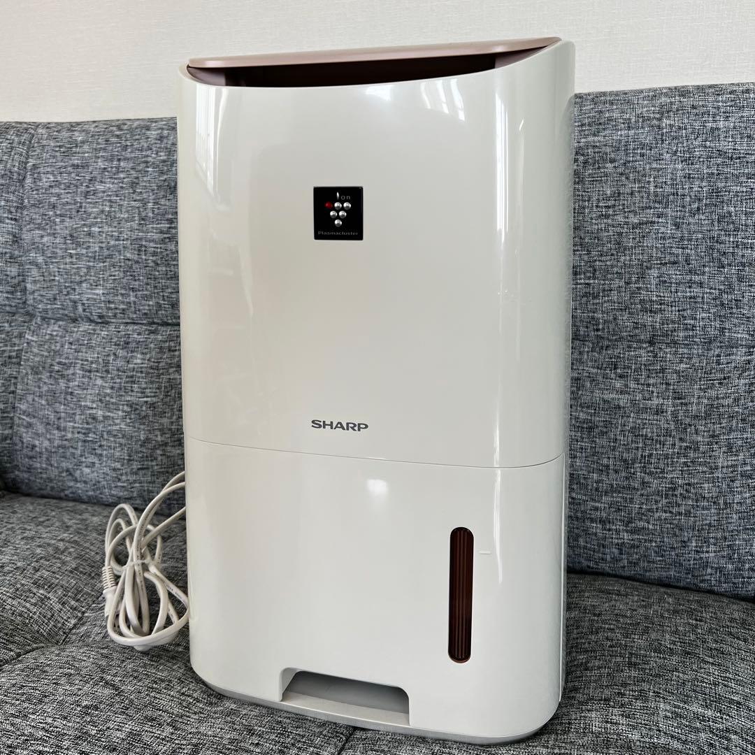SHARP シャープ 除湿器 CV-E71-W 2016年製 2.5L 100V
