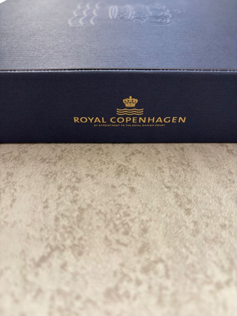 《新品》ロイヤルコペンハーゲン250周年　イヤープレート　1775-2025