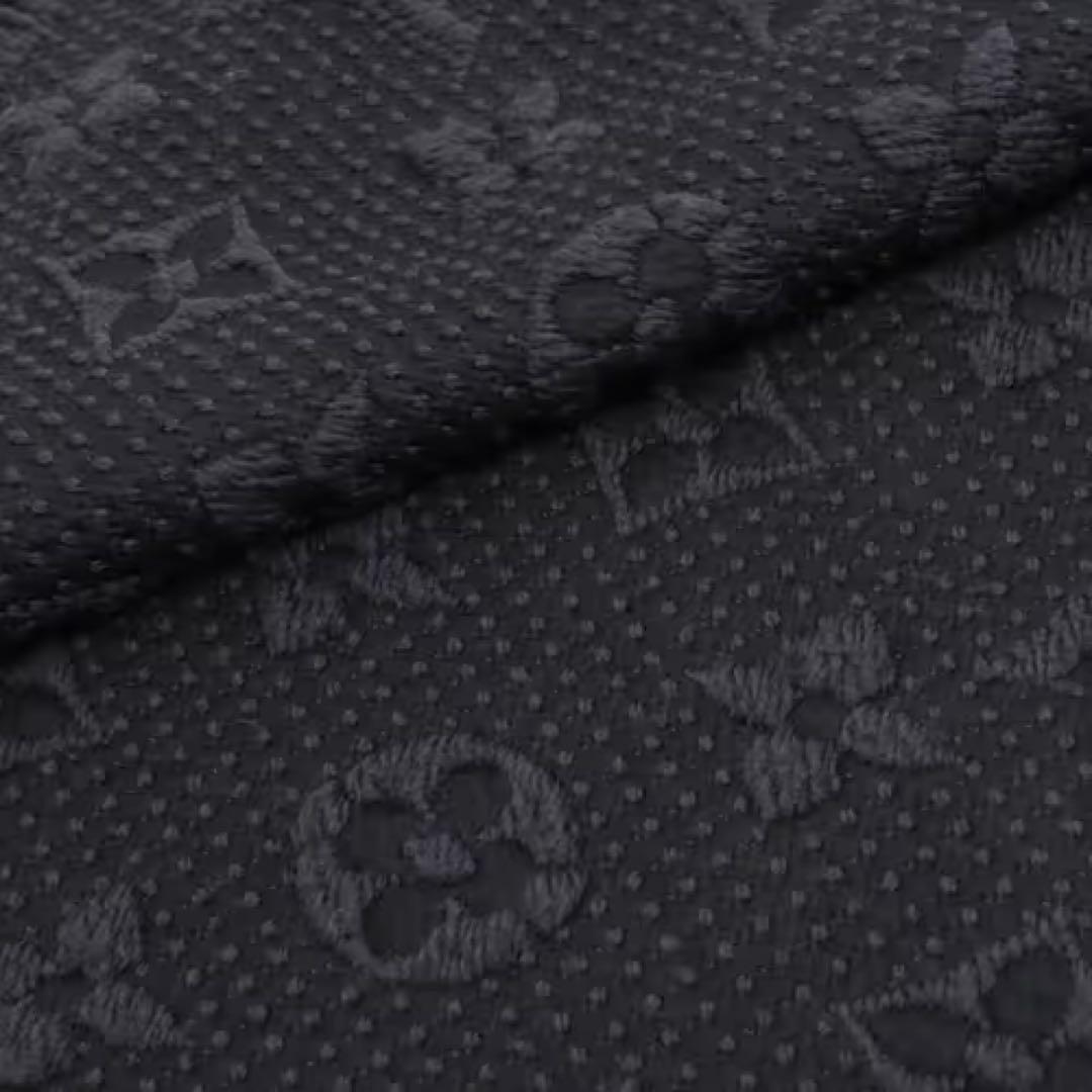 ヴィトン エシャルプ ロゴマニア マフラー ウール×シルク ブラック