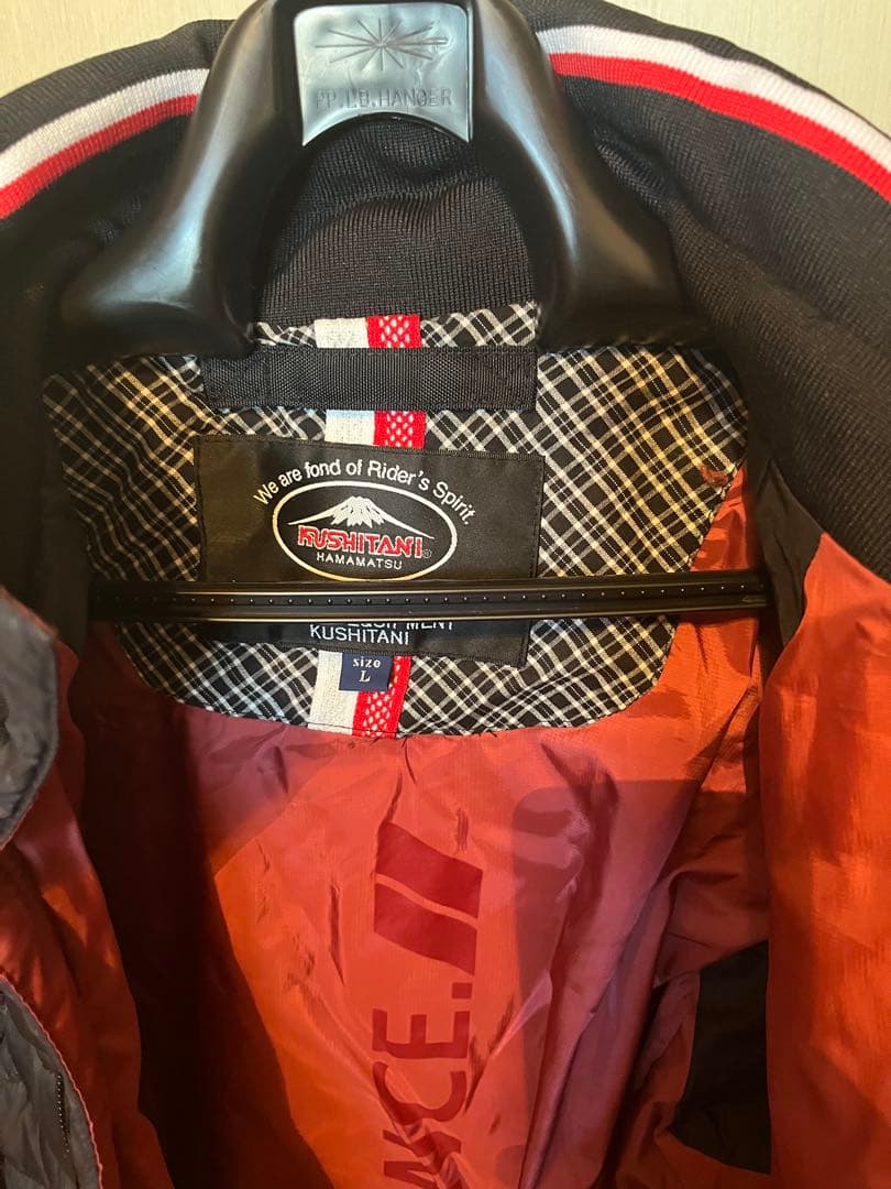 【美品】希少　クシタニ ウインター　アキュートジャケット　赤　Ｌサイズ　防風防水