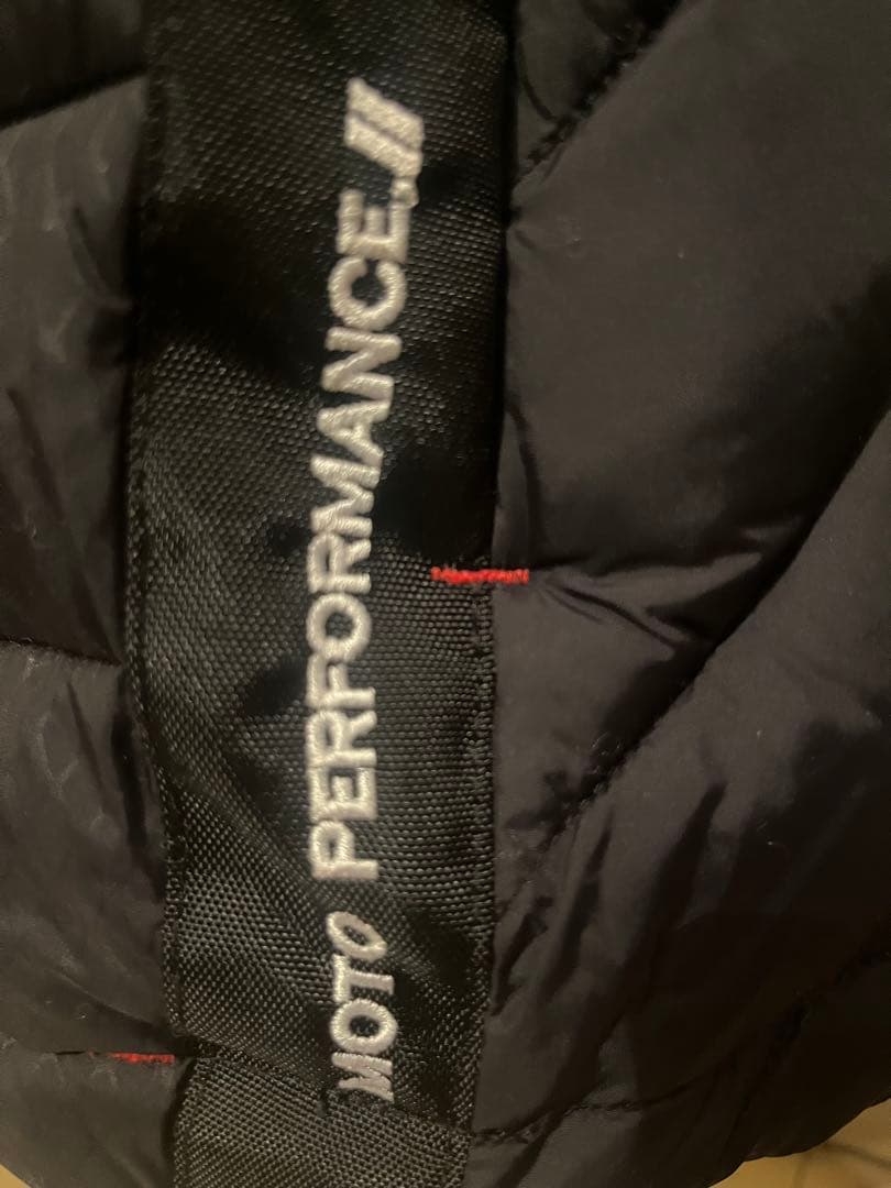 【美品】希少　クシタニ ウインター　アキュートジャケット　赤　Ｌサイズ　防風防水