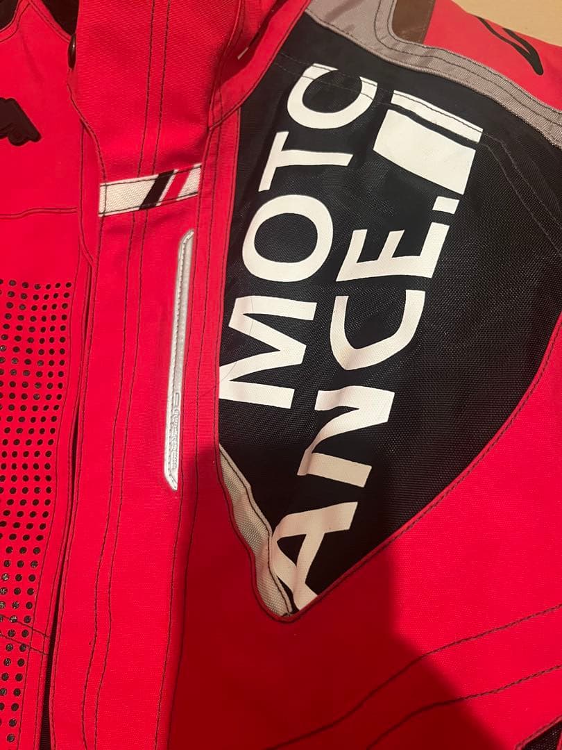 【美品】希少　クシタニ ウインター　アキュートジャケット　赤　Ｌサイズ　防風防水