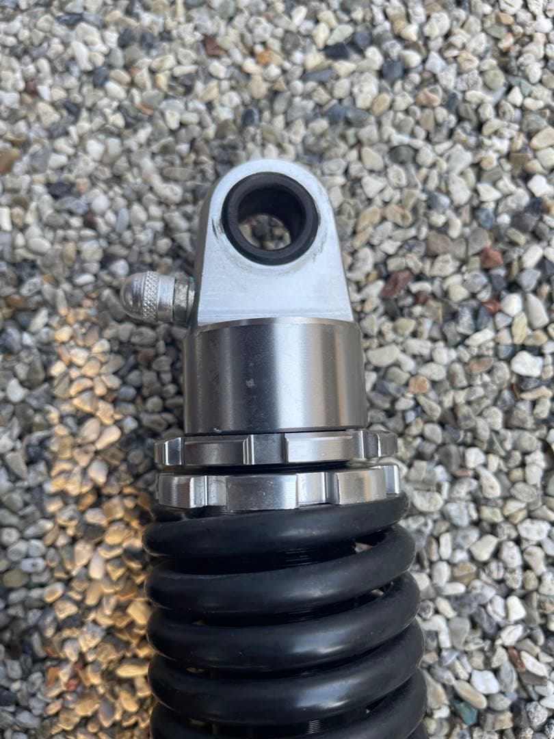 GB250クラブマン リアショック SIE製　295mm