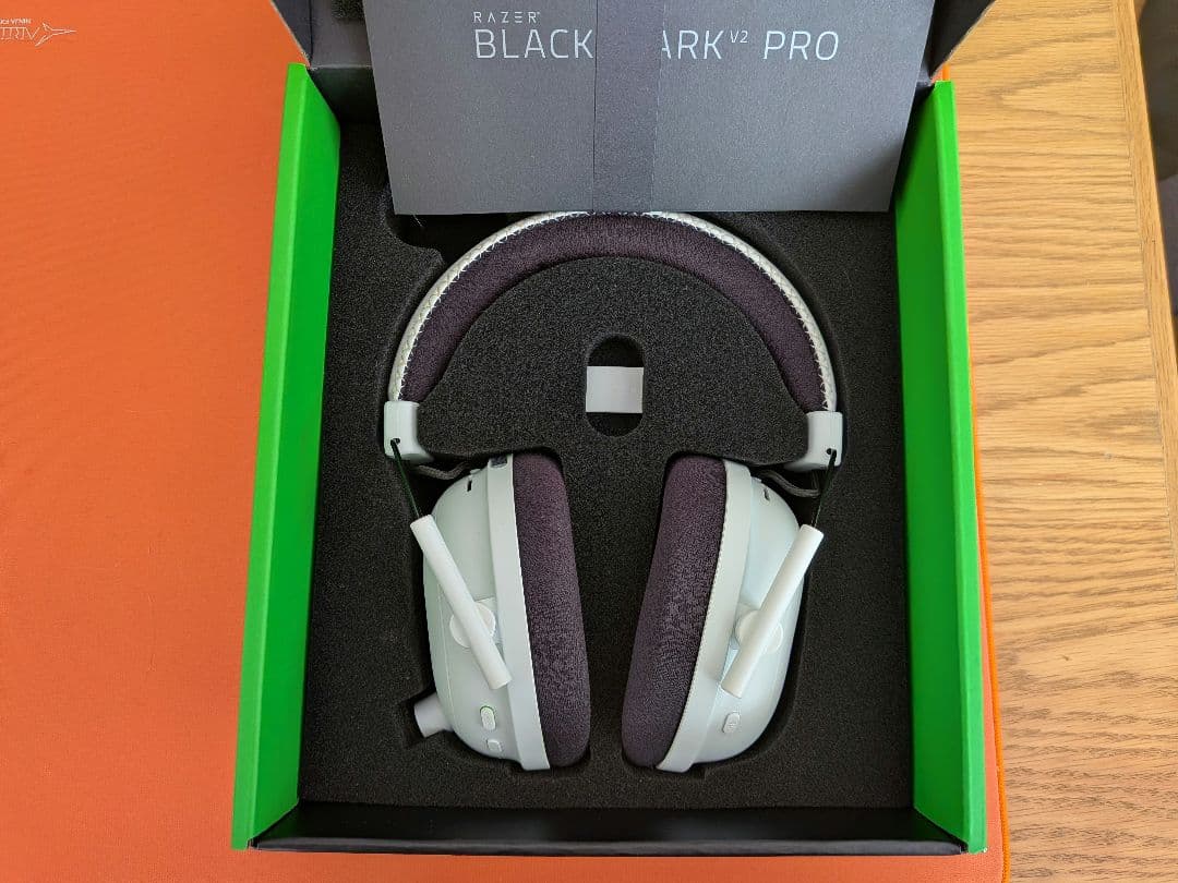 Razer BLACKSHARK V2 PRO アップグレードモデル White