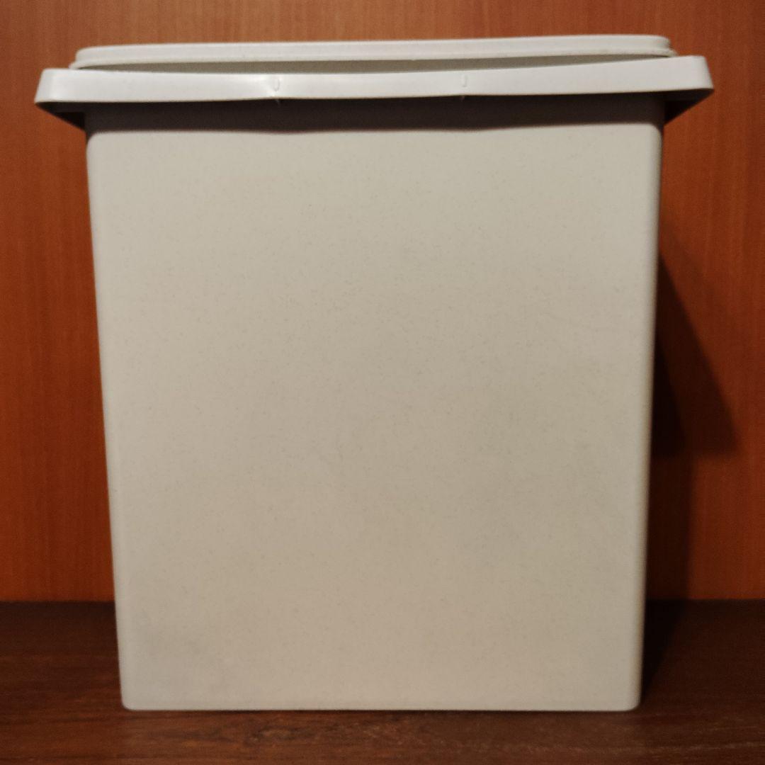 タッパーウェア 10キロキーパー 2色セット　米びつ