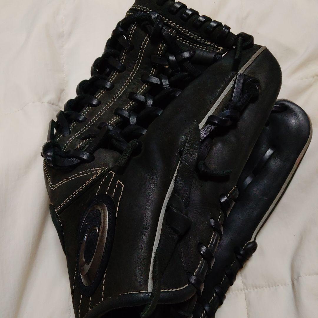 ASICS．．．アシィクス...BＬAXE