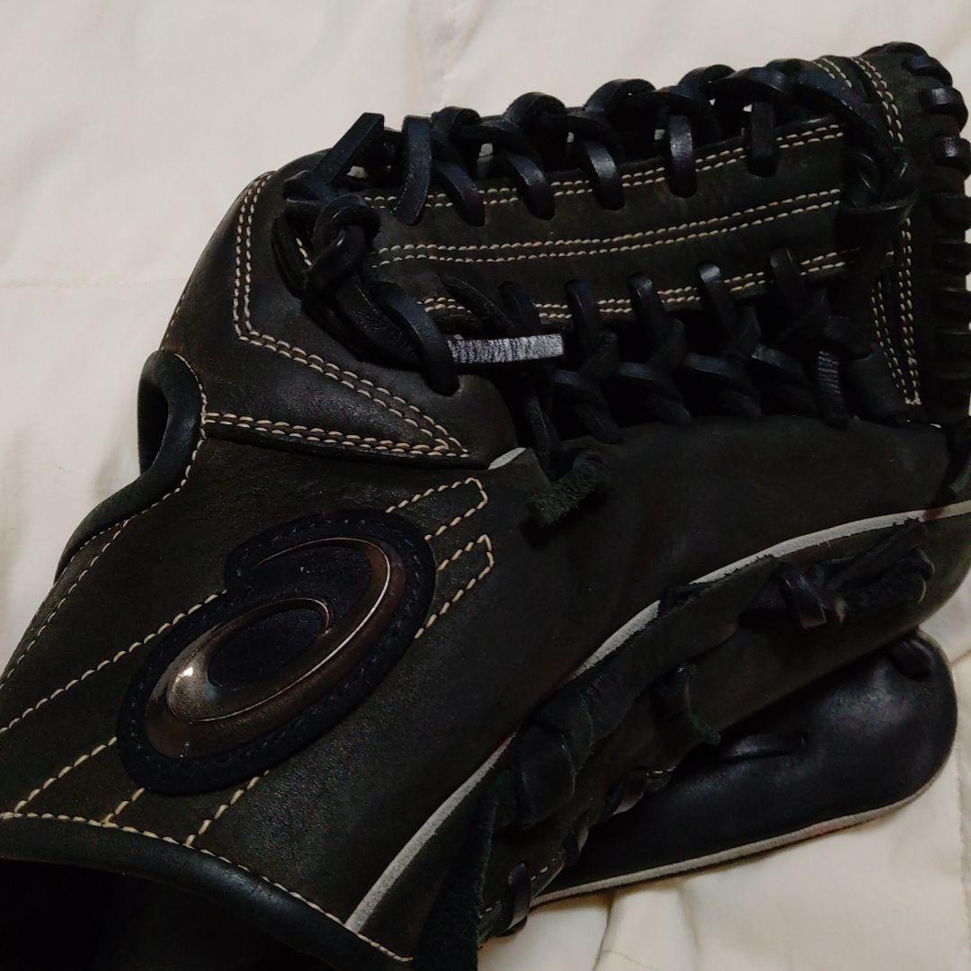 ASICS．．．アシィクス...BＬAXE