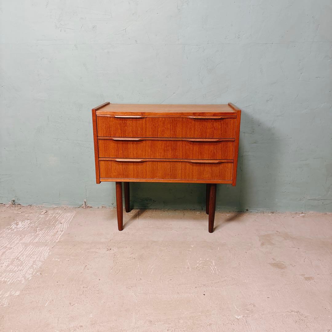 デンマーク　チーク材　三段チェスト　北欧家具　北欧ビンテージ