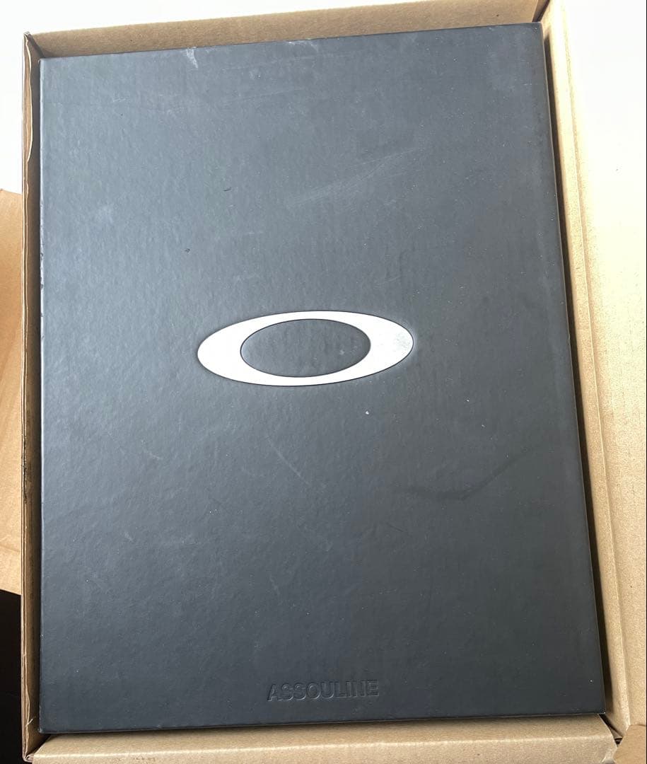 キンヤバー ◾️Oakley Assouline