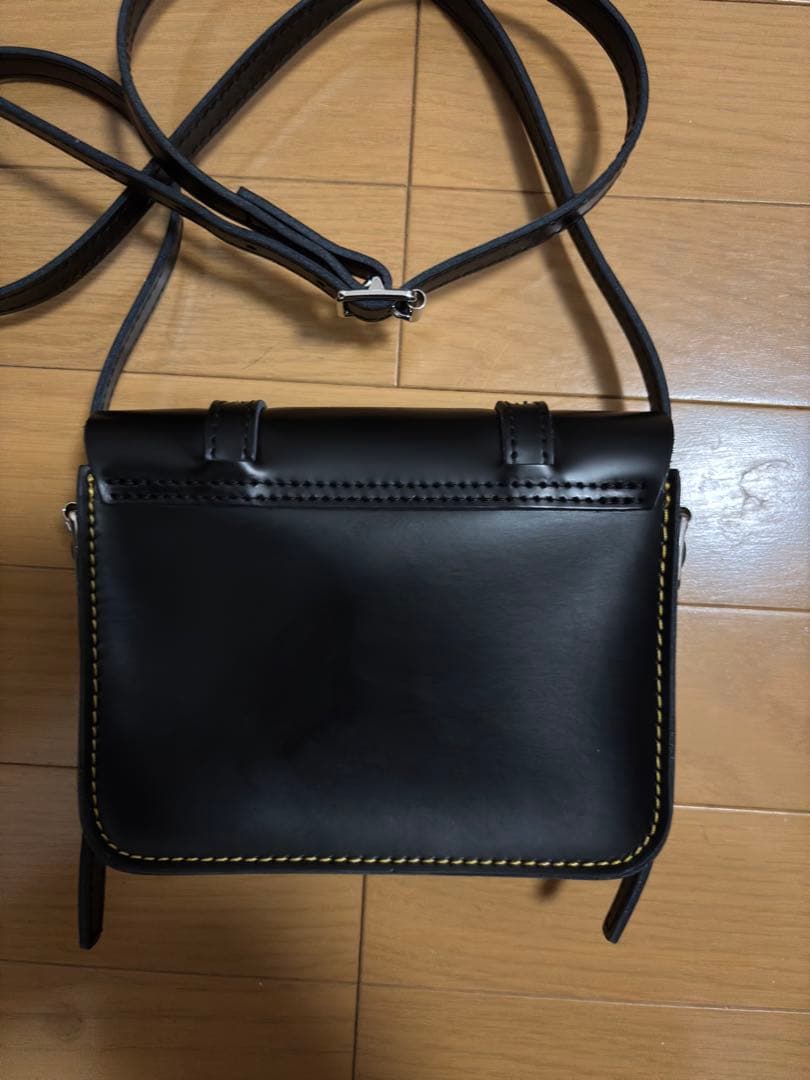 【美品】Dr. Martens (ドクターマーチン)サッチェルバッグ　7インチ