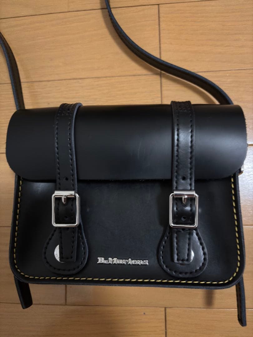 【美品】Dr. Martens (ドクターマーチン)サッチェルバッグ　7インチ
