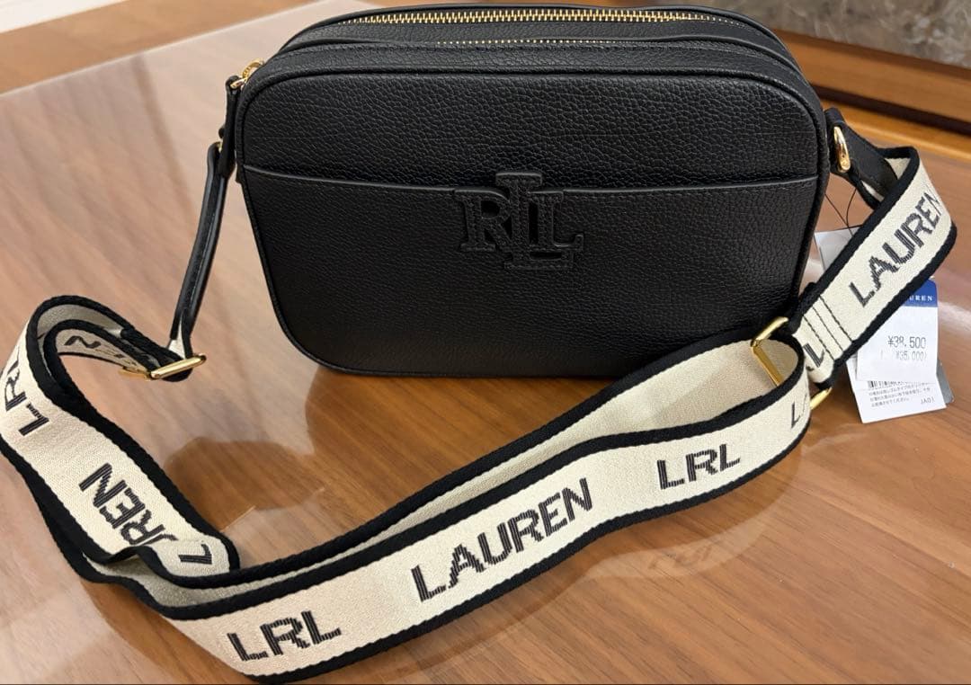 y*o様 新品未使用　LAUREN RALPH ブラックショルダーバッグ　レザー