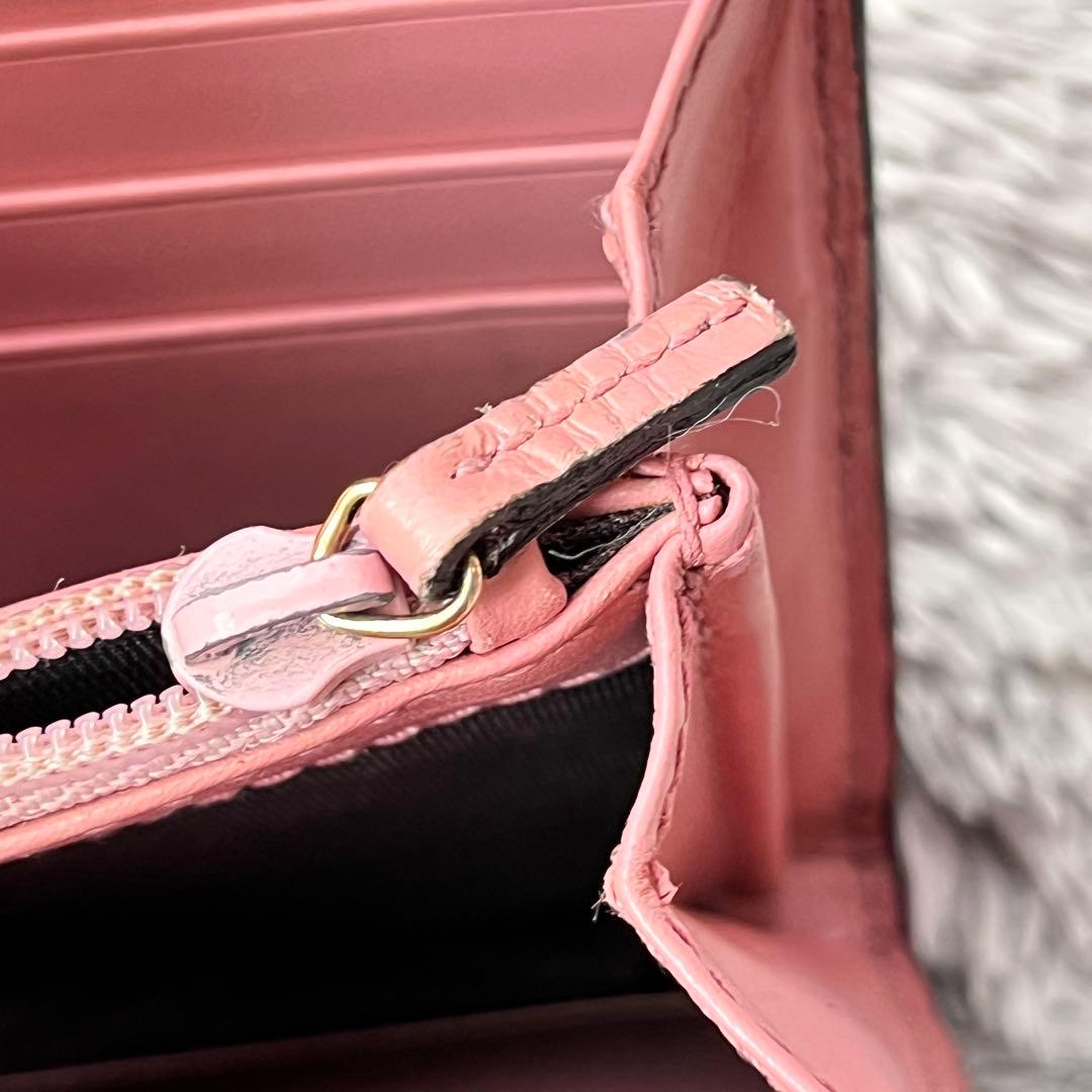 美品✨GUCCI シマ　くすみピンク　長財布　レディース