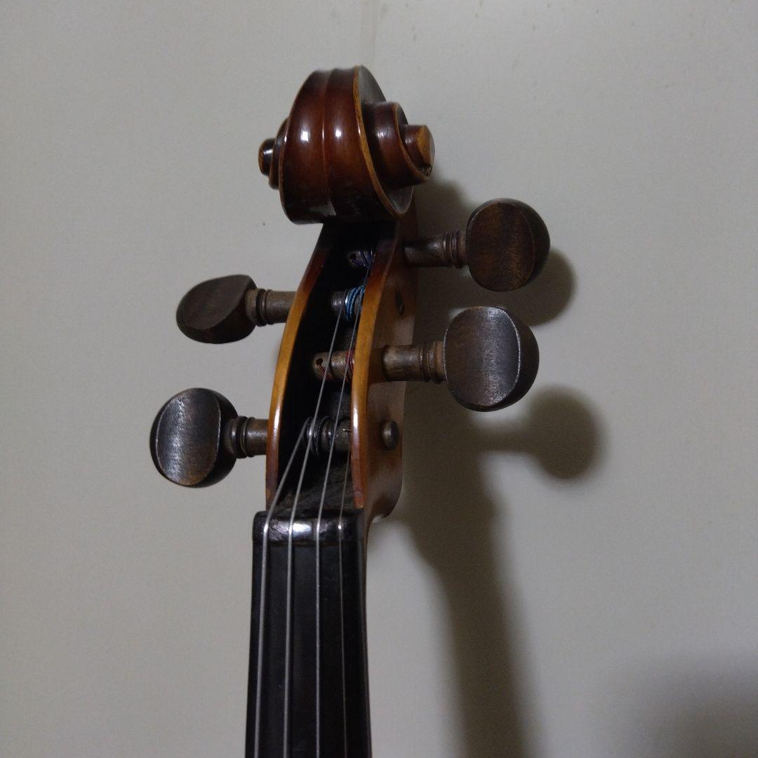 ♥大幅値下げしました♥スズキバイオリン4/4 NO．11♥弓、ケース、松脂付き