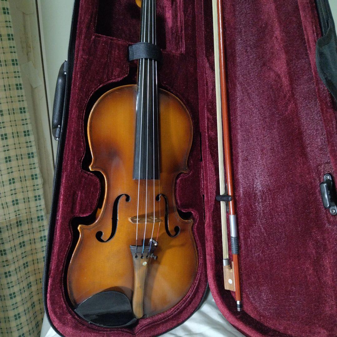 ♥大幅値下げしました♥スズキバイオリン4/4 NO．11♥弓、ケース、松脂付き