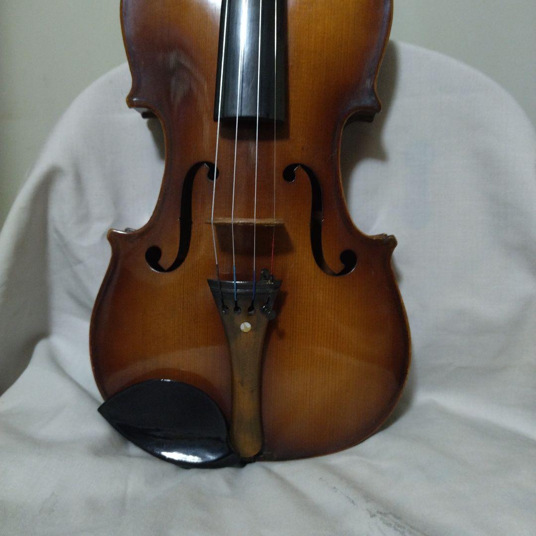 ♥大幅値下げしました♥スズキバイオリン4/4 NO．11♥弓、ケース、松脂付き