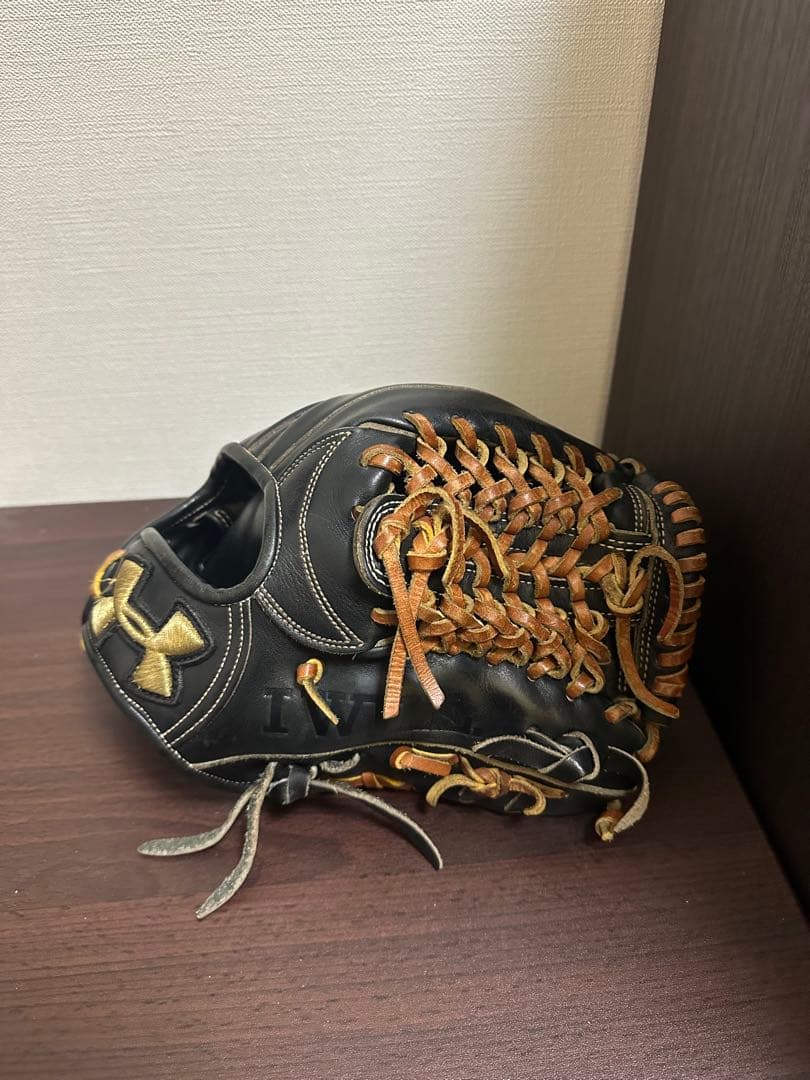 アンダーアーマー 硬式グローブ 内野手用 松田宣浩モデル ブラック
