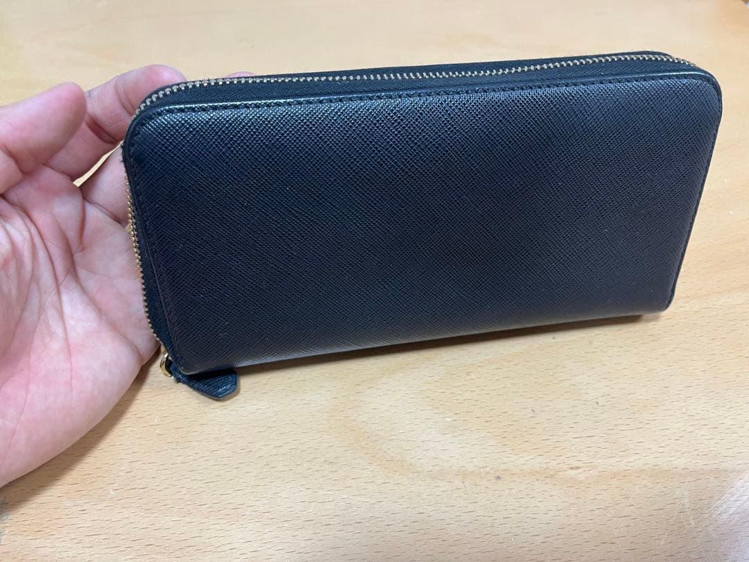 PRADA リボン付き ブラック 長財布