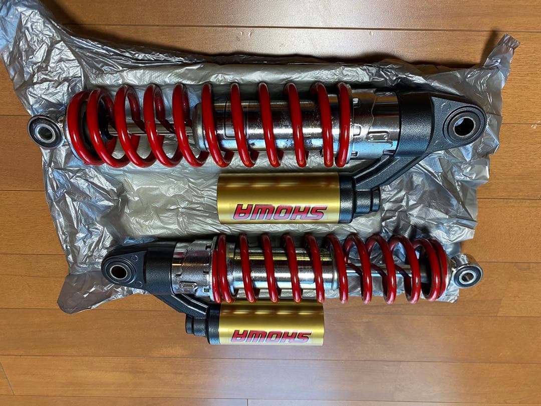 バリオス2 純正￼ショウワ　リアサスペンション 赤金