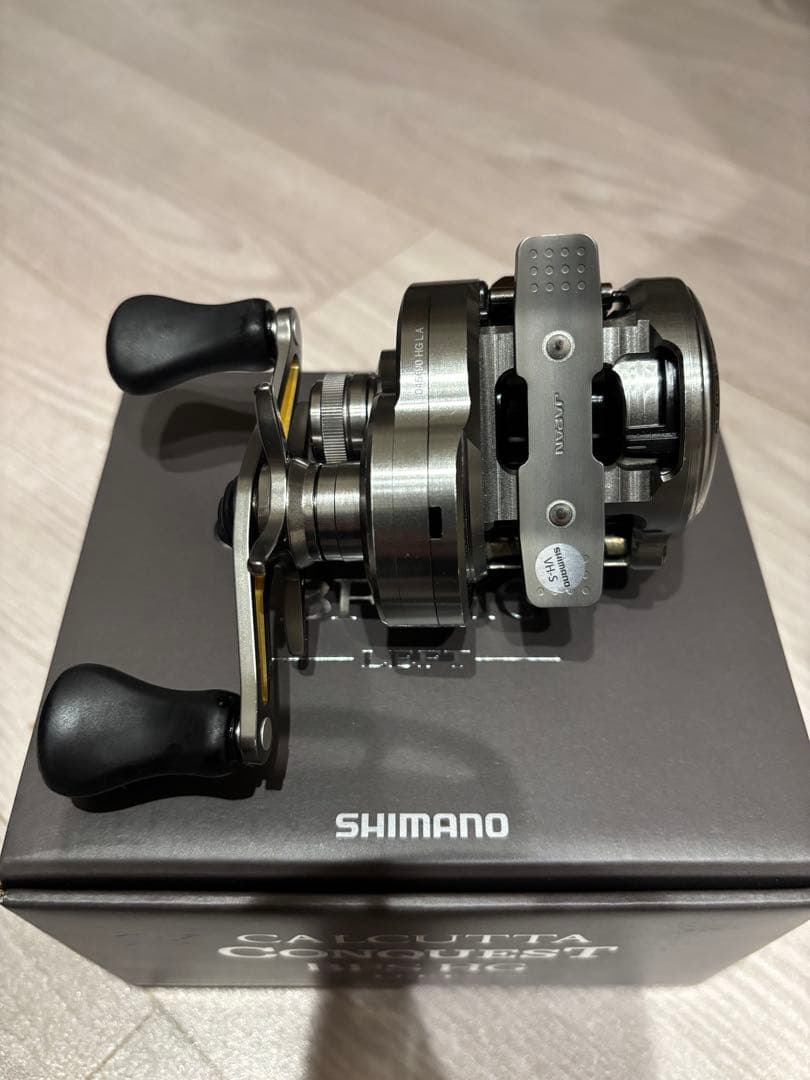 SHIMANO CALCUTTA CONQUEST BFS HG 左ハンドル