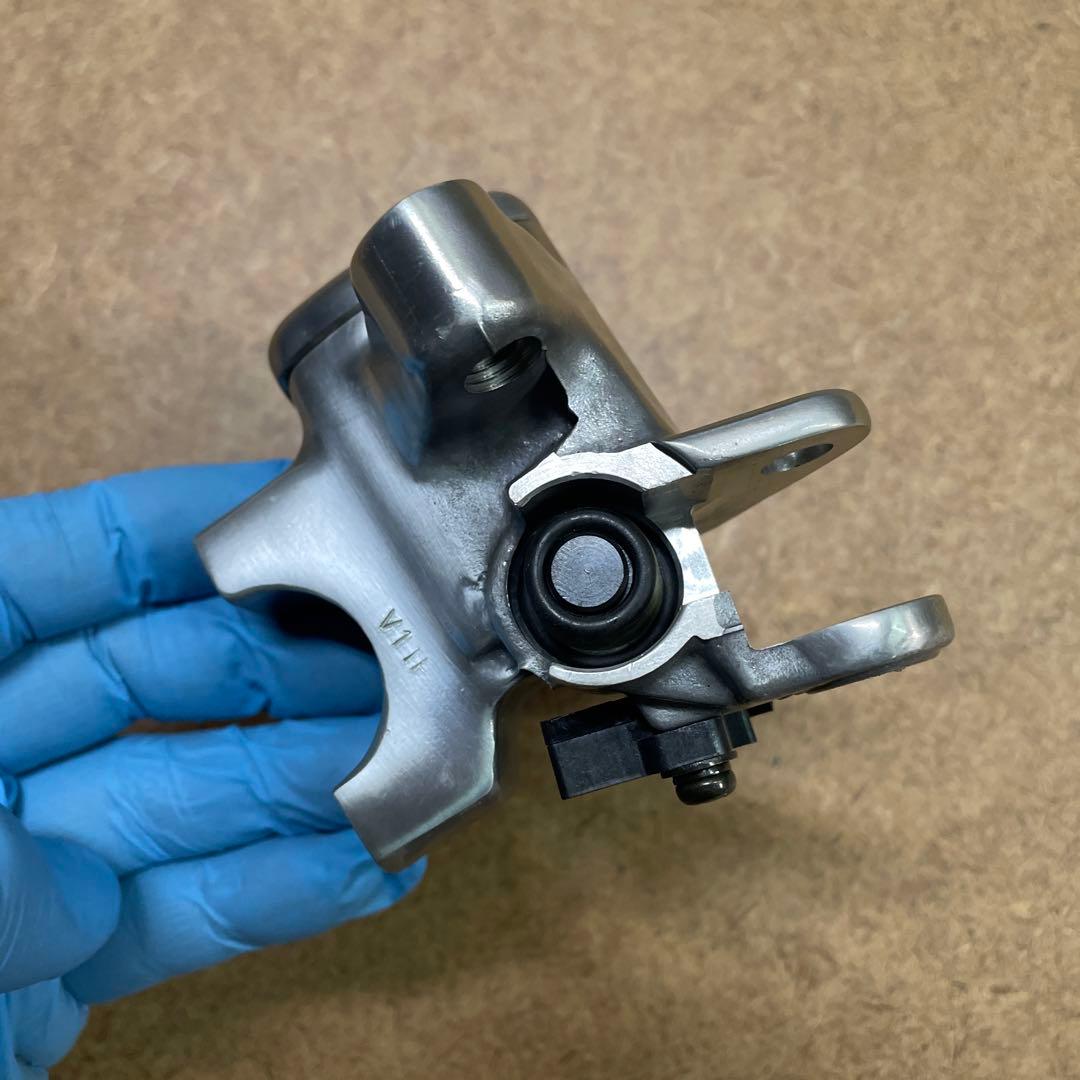 スティード 400/600 純正マスターシリンダー ASSY　新品未使用品