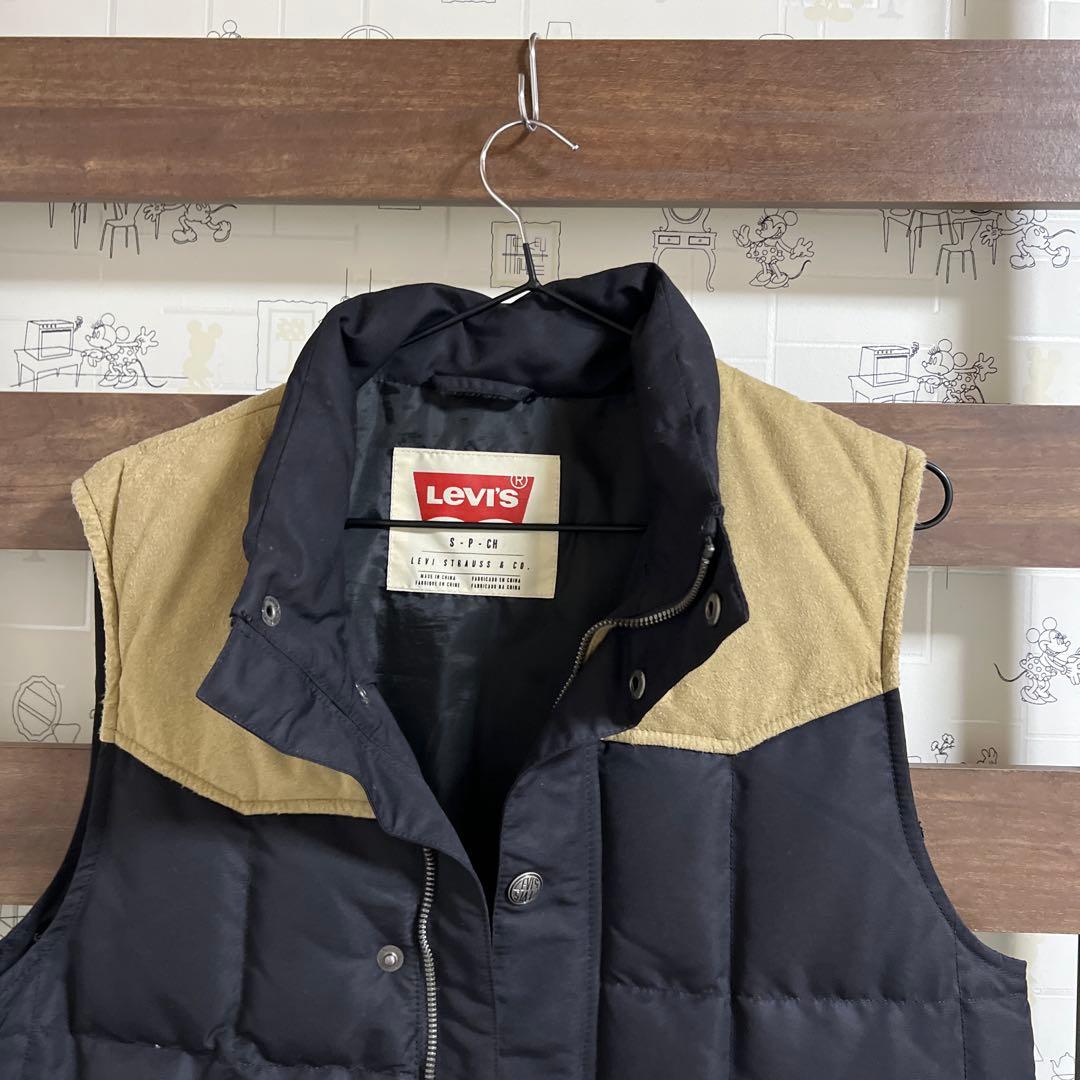 アメカジ　Levi's ダウンベスト ネイビー/ベージュ