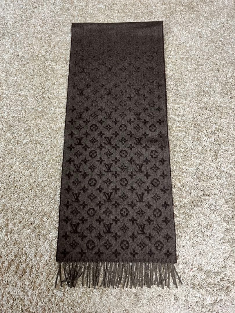 Louis Vuitton ダークブラウン マフラー
