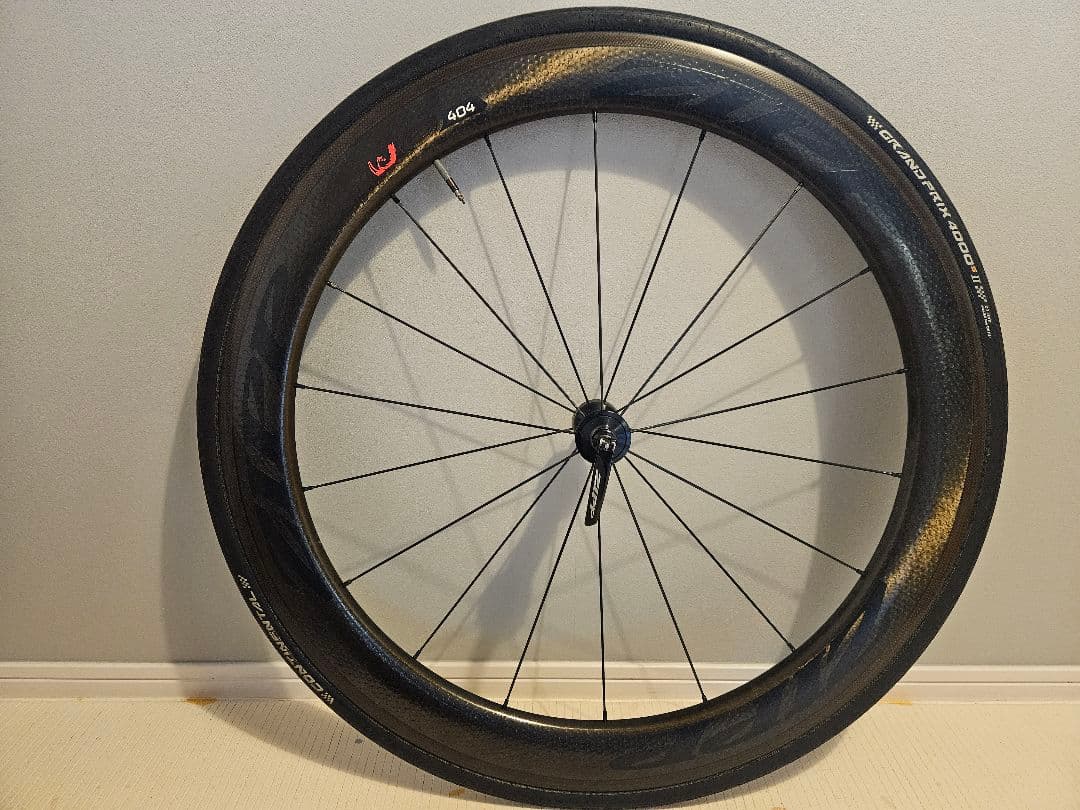 す*も様 ZIPP 404 クリンチャー カーボンホイール