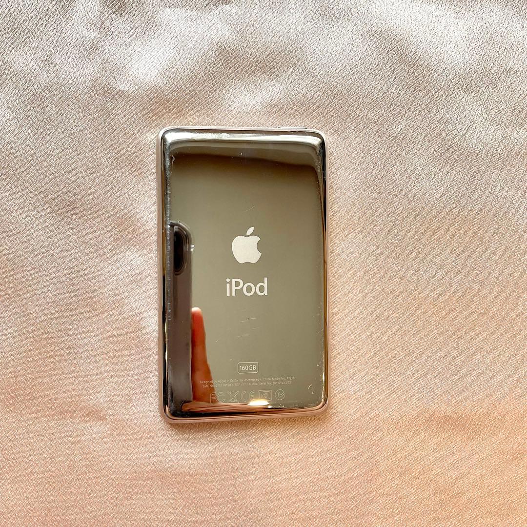 シルバー iPod classic 第7世代 160GB アイポッド本体 e